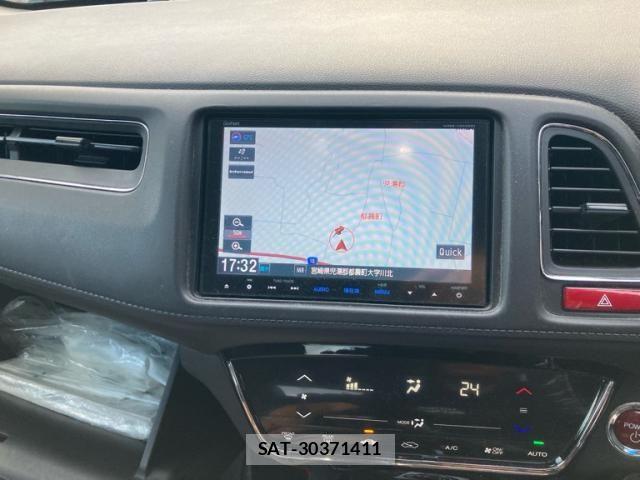 Honda VEZEL 2014-05 8686863-16