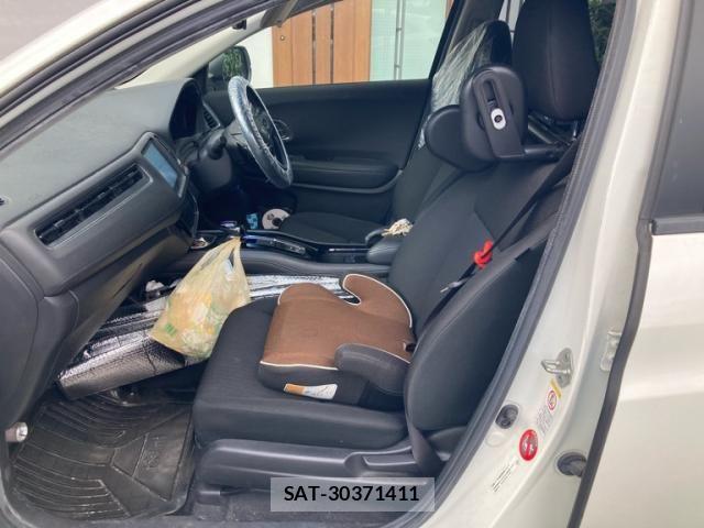 Honda VEZEL 2014-05 8686863-20