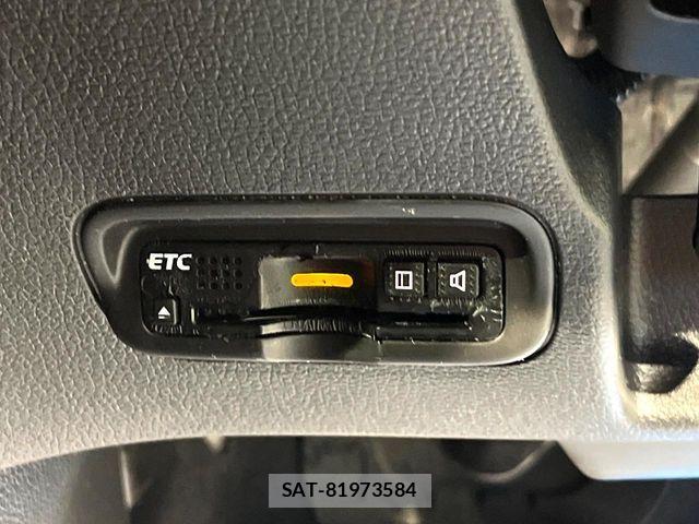 Honda VEZEL 2017-12 8686857-6