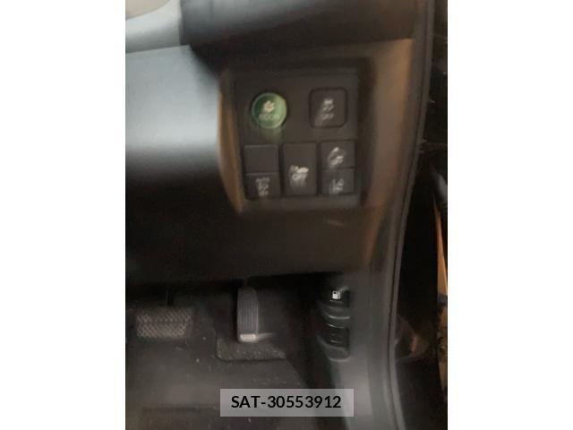 Honda VEZEL 2017-06 8746606-12