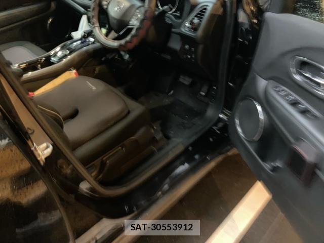Honda VEZEL 2017-06 8746606-7