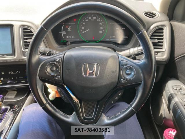 Honda VEZEL 2016-03 8746607-13