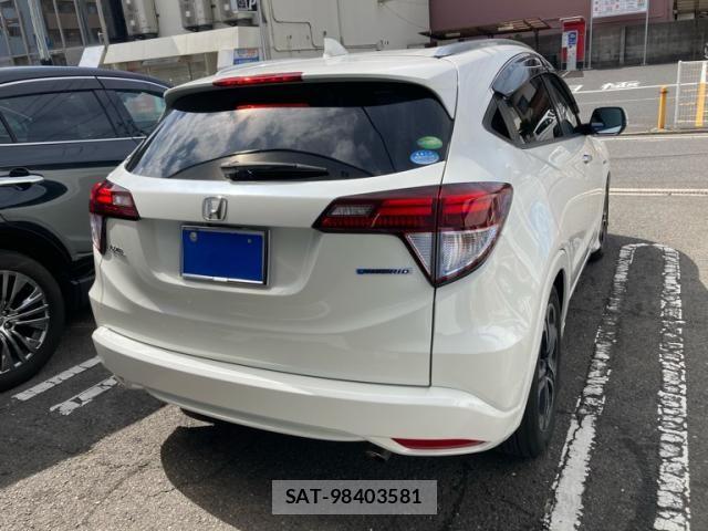 Honda VEZEL 2016-03 8746607-3