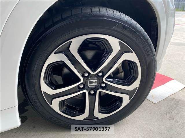 Honda VEZEL 2018-11 8746591-6