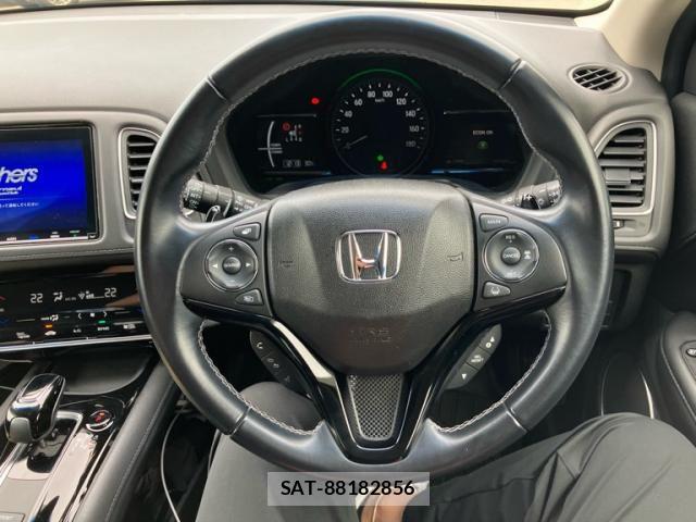 Honda VEZEL 2018-08 8746593-10