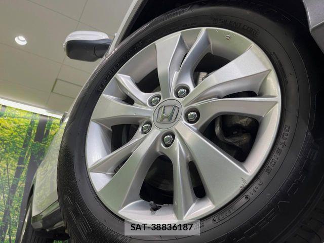 Honda VEZEL 2017-08 8746603-12