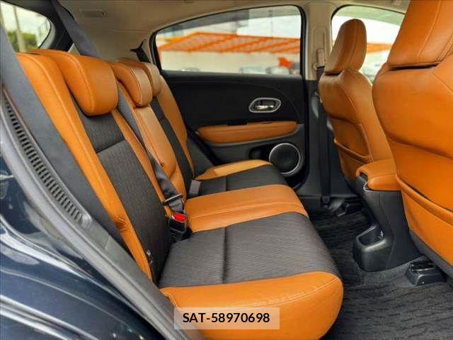 Honda VEZEL 2018-07 8746604-18