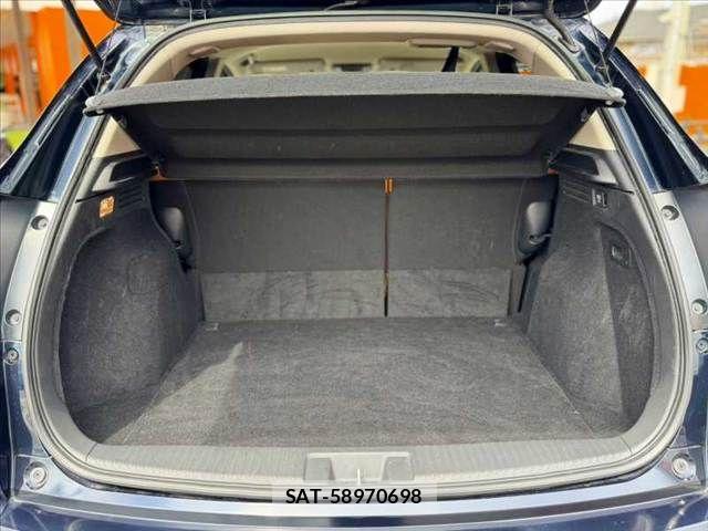 Honda VEZEL 2018-07 8746604-19
