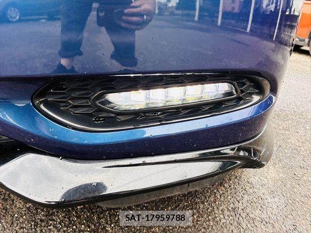 Honda VEZEL 2016-12 8746594-11