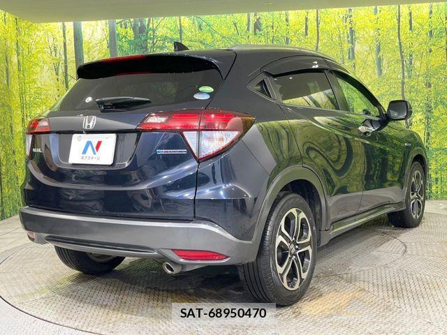 Honda VEZEL 2017-11 8746601-16