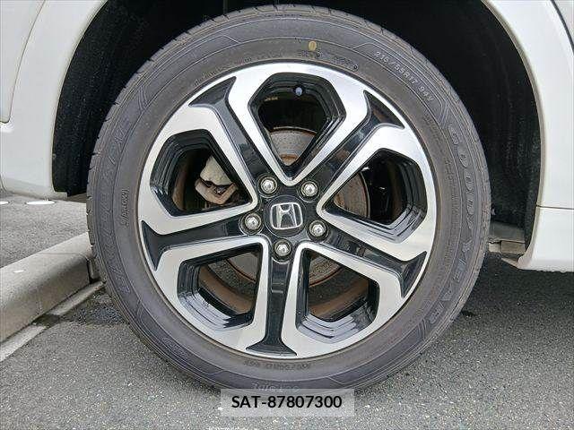 Honda VEZEL 2018-09 8746595-28