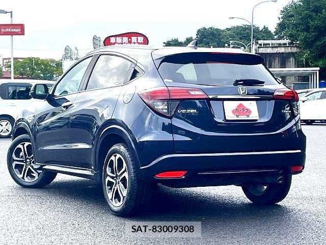 Honda VEZEL 2019-03 8782505-2