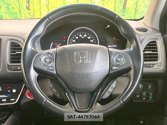 Honda VEZEL 2018-08 8782506-10