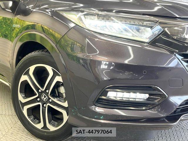 Honda VEZEL 2018-08 8782506-11