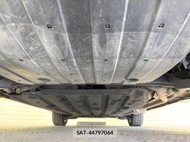 Honda VEZEL 2018-08 8782506-18