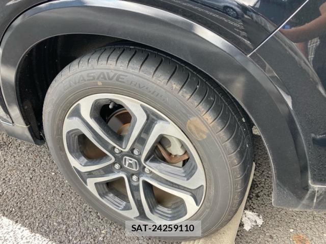 Honda VEZEL 2018-03 8797842-6