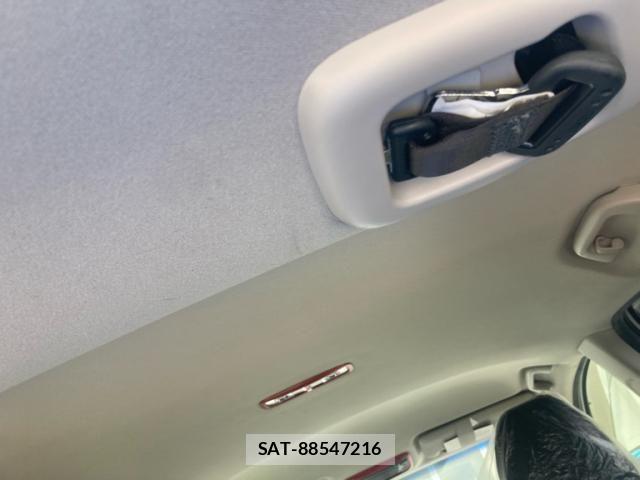 Honda VEZEL 2014-03 8797846-13