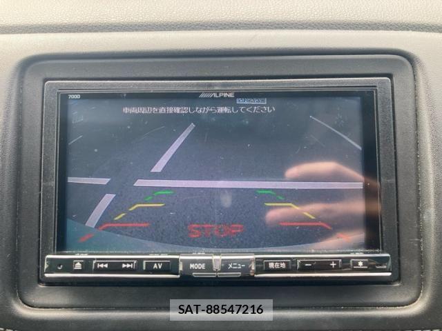 Honda VEZEL 2014-03 8797846-16