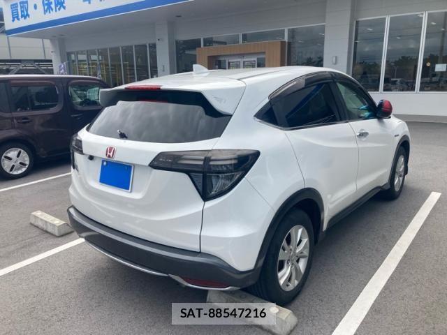 Honda VEZEL 2014-03 8797846-1