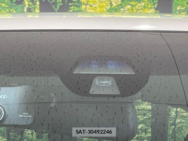 Honda VEZEL 2015-05 8797844-4