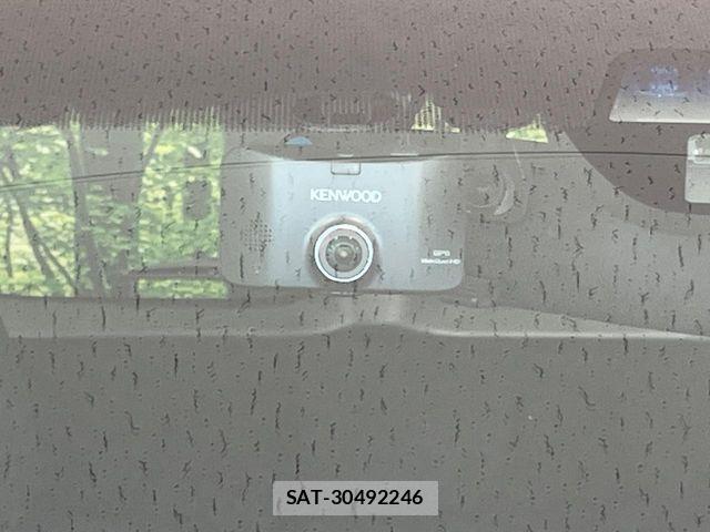 Honda VEZEL 2015-05 8797844-5