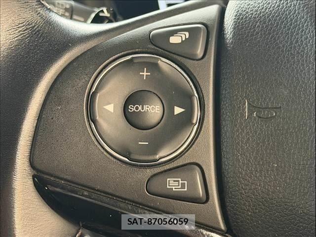 Honda VEZEL 2017-11 8797843-11