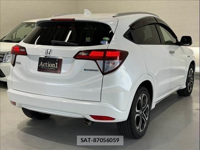 Honda VEZEL 2017-11 8797843-5