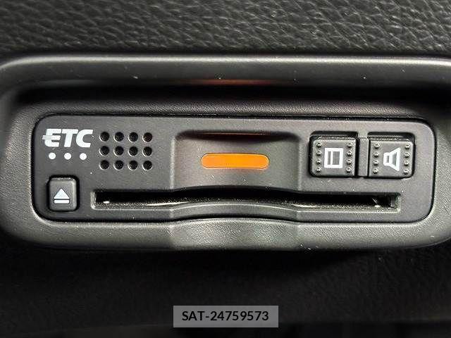 Honda VEZEL 2019-05 8797841-9