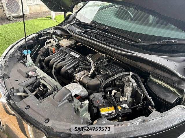 Honda VEZEL 2019-05 8797841-13