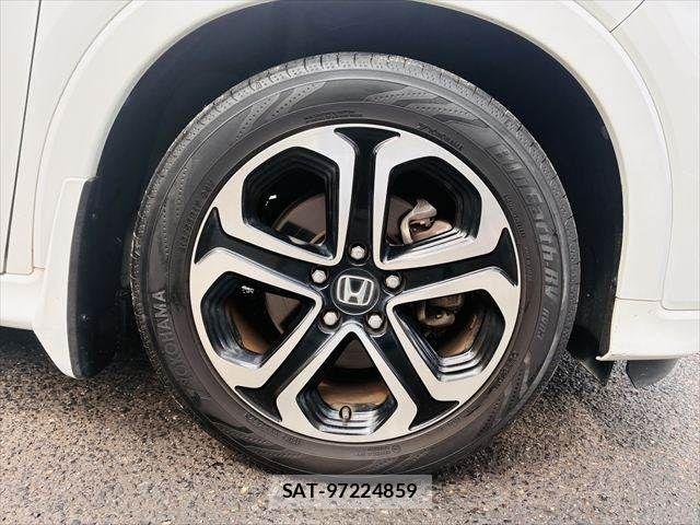 Honda VEZEL 2016-05 8832320-14