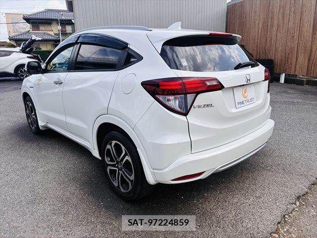 Honda VEZEL 2016-05 8832320-20