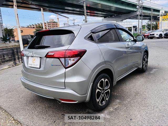 Honda VEZEL 2015-02 8832323-17