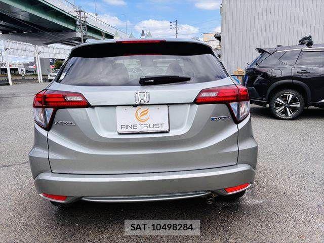 Honda VEZEL 2015-02 8832323-18