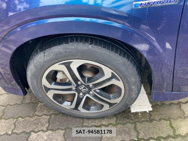 Honda VEZEL 2014-01 8832328-5
