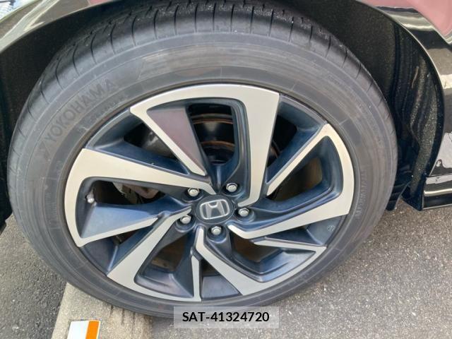 Honda VEZEL 2018-02 8832312-12