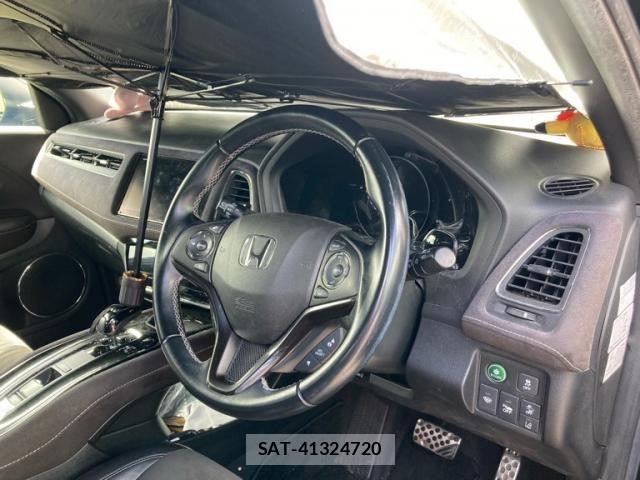 Honda VEZEL 2018-02 8832312-14