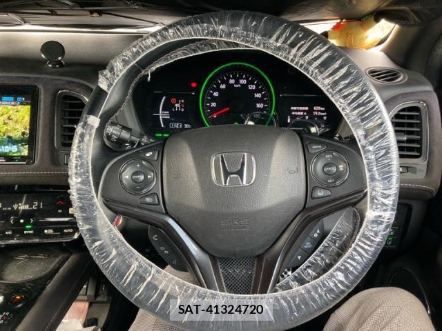 Honda VEZEL 2018-02 8832312-17
