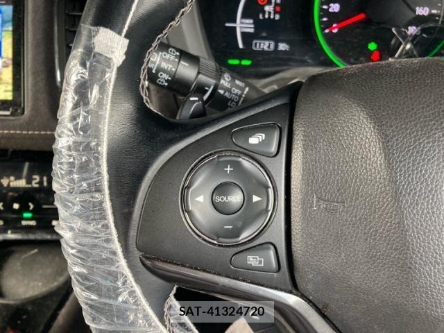 Honda VEZEL 2018-02 8832312-18