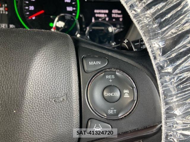 Honda VEZEL 2018-02 8832312-19
