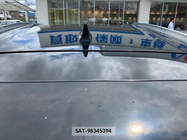 Honda VEZEL 2014-06 8832335-4