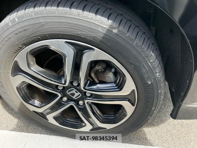 Honda VEZEL 2014-06 8832335-7