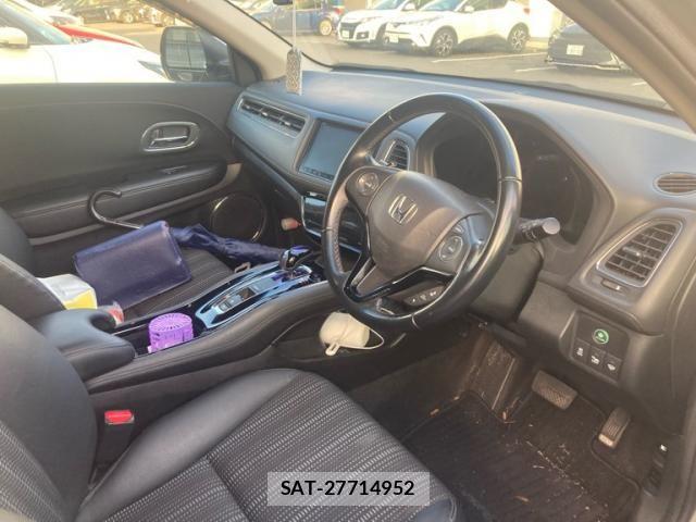 Honda VEZEL 2016-02 8832332-9