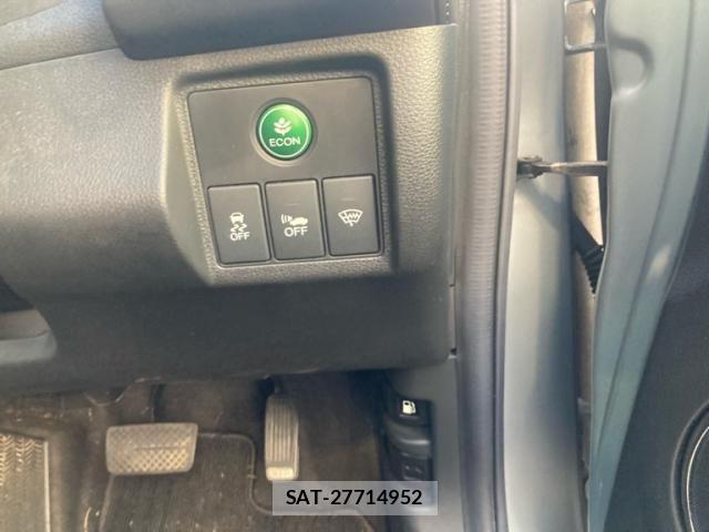 Honda VEZEL 2016-02 8832332-12