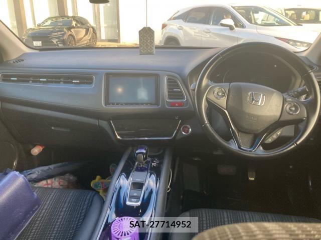 Honda VEZEL 2016-02 8832332-16