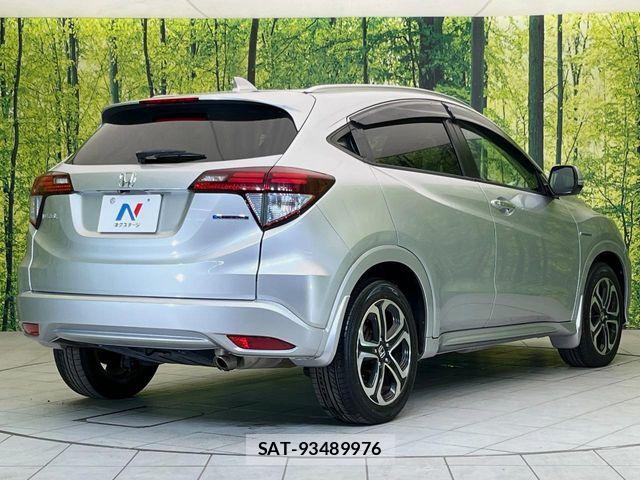 Honda VEZEL 2014-06 8832324-16