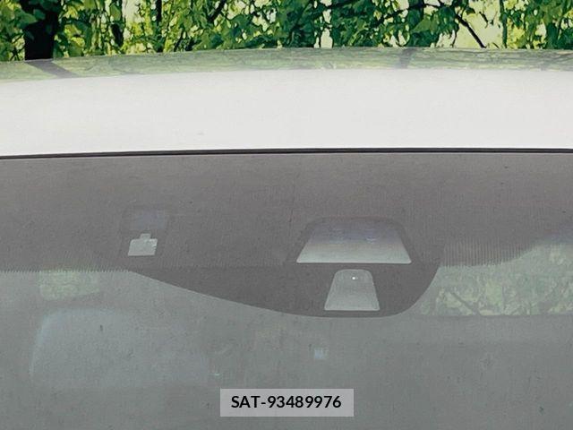 Honda VEZEL 2014-06 8832324-4