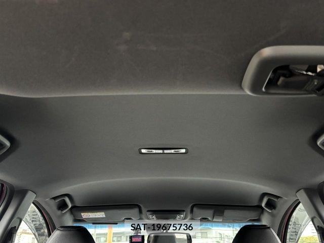 Honda VEZEL 2016-03 8832322-9