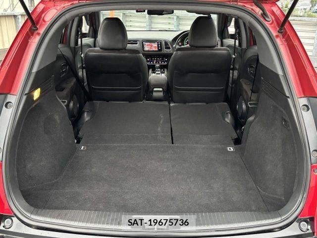 Honda VEZEL 2016-03 8832322-11