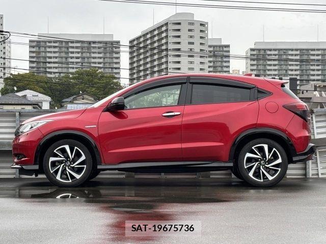 Honda VEZEL 2016-03 8832322-18