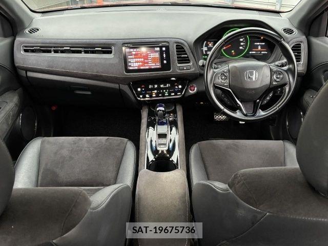 Honda VEZEL 2016-03 8832322-1